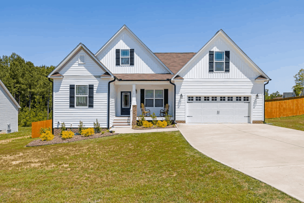 An image of a house with a driveway